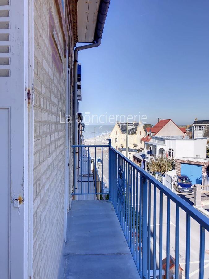 Ad 30 - Appt Balcon 2 Chambres Et A Ault Exteriör bild